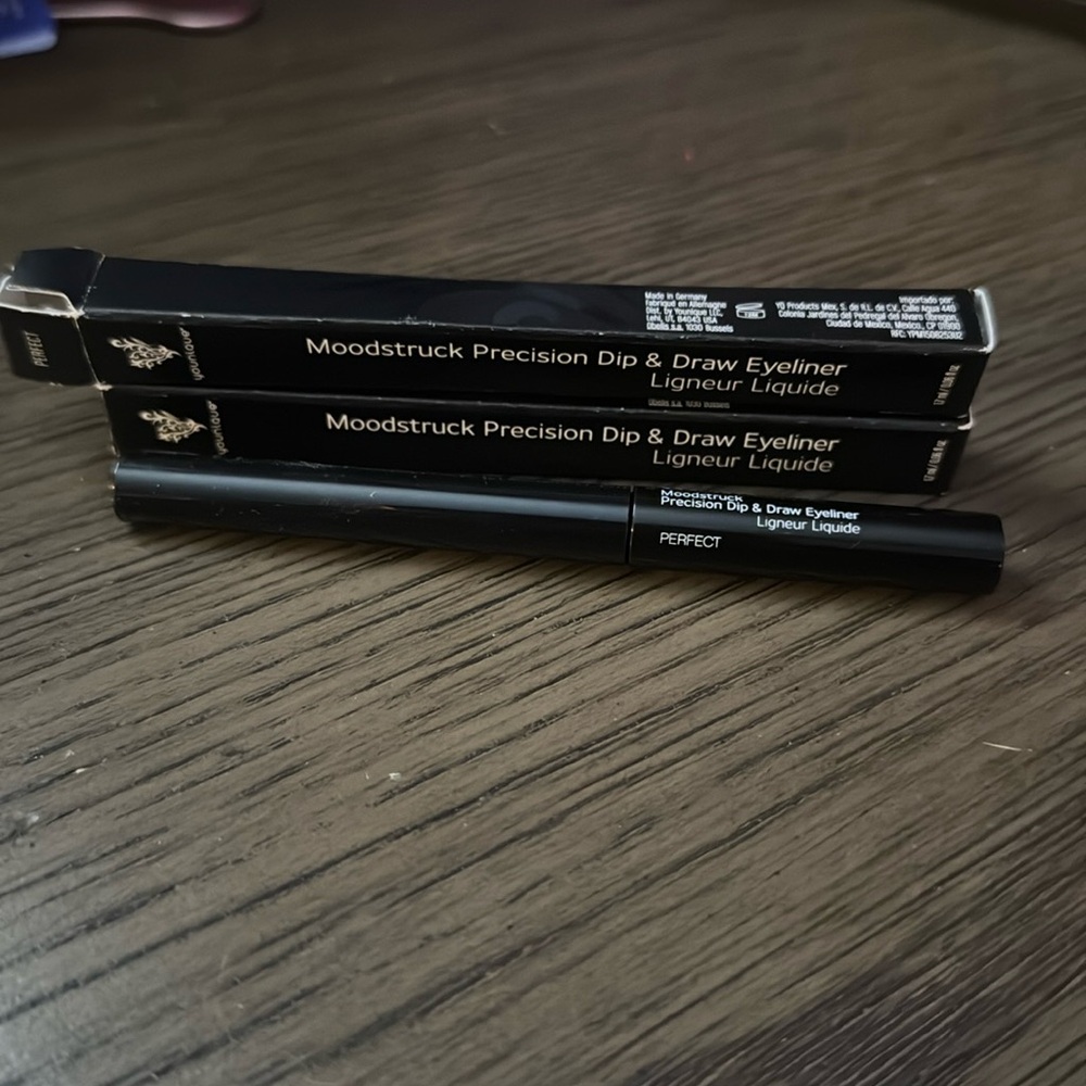 Younique Moodstruck Precision Dip & Draw Eye liner